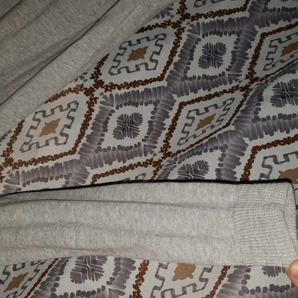 Womens sweater - Picture 2 of 8